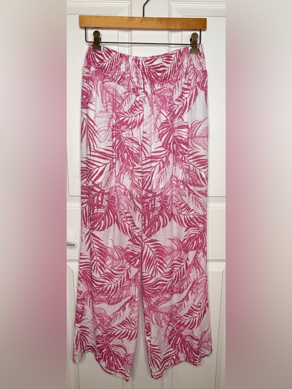 Nanette Lepore Pink and White Wide-Leg Palm Print Pants Elastic Waist Small
